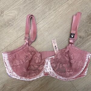 Victoria's Secret Pink Velvet Lace Underwire Bra